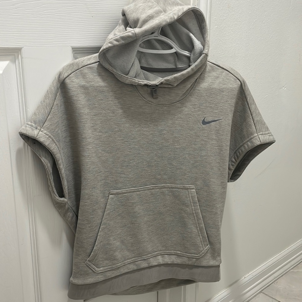 NIKE TOP